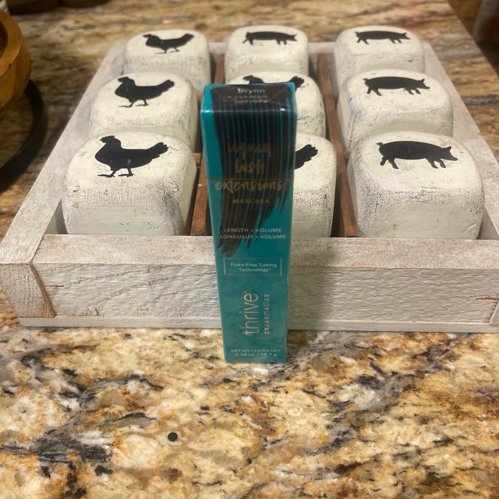 Thrive Liquid Lash Extensions Mascara - Black